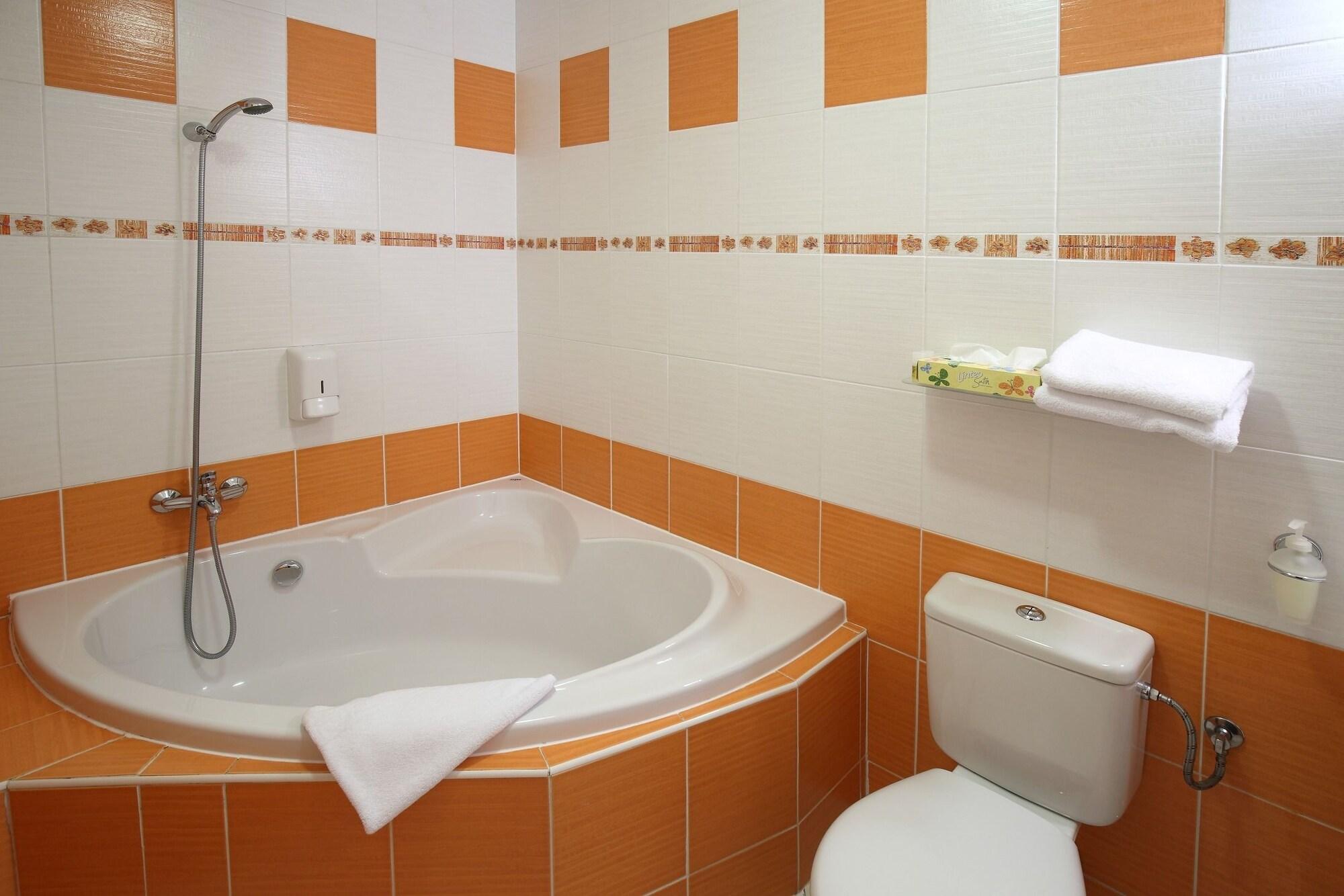 Hotel Palace Пилзен Екстериор снимка