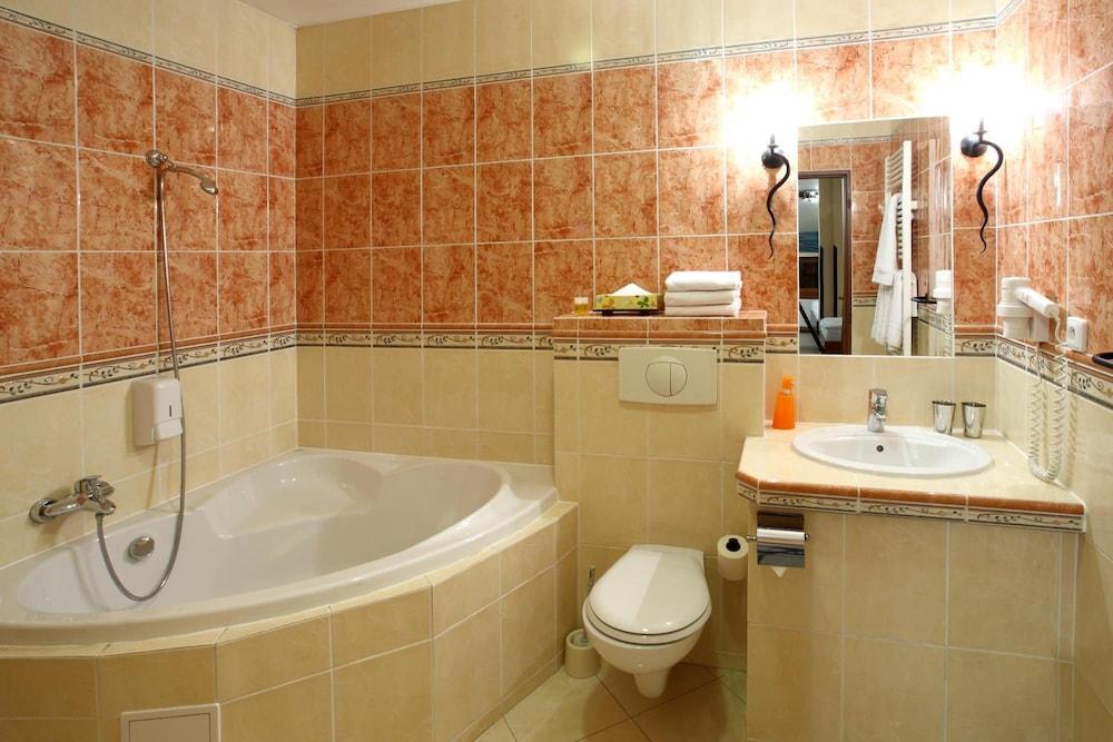 Hotel Palace Пилзен Екстериор снимка