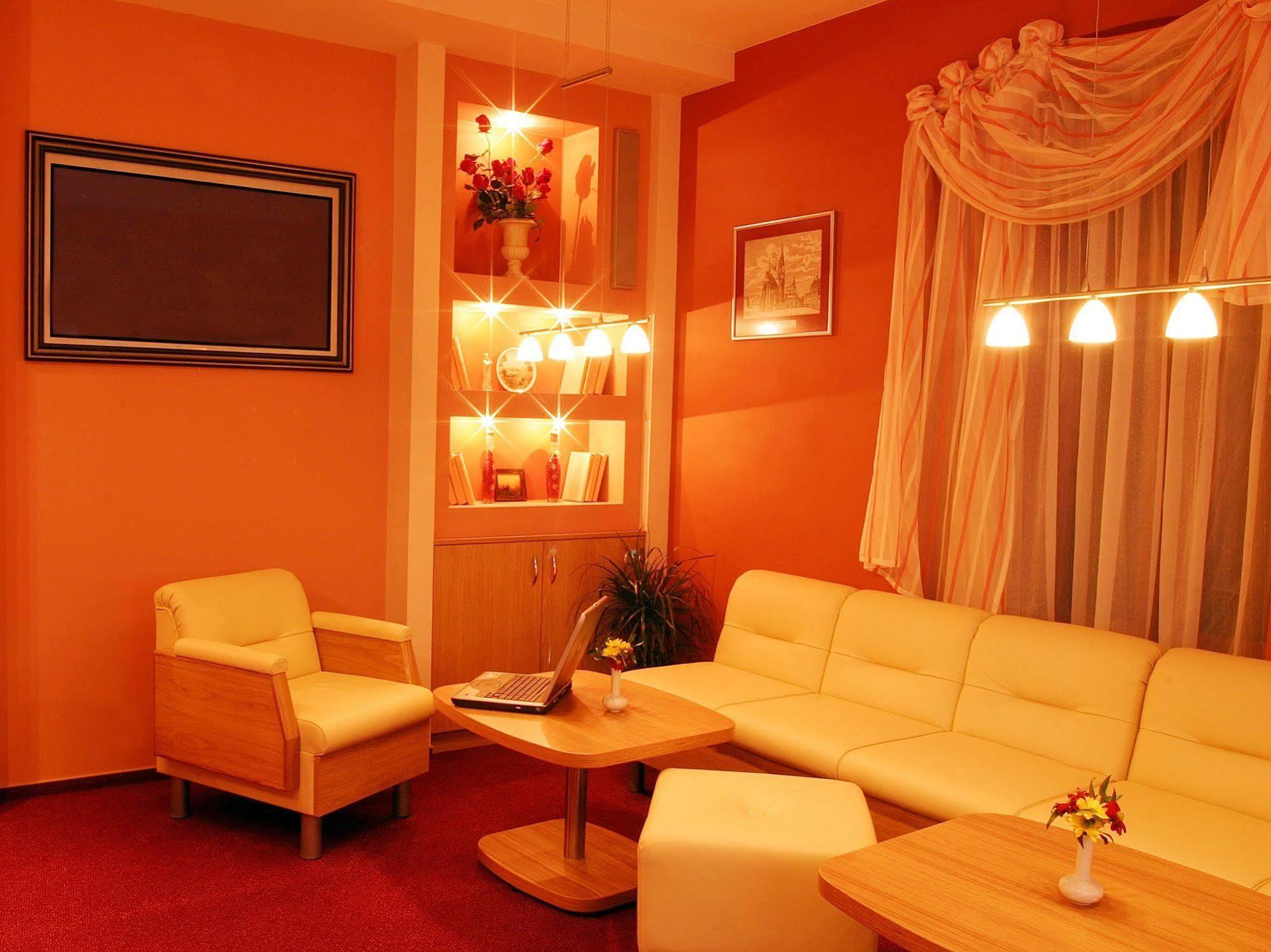 Hotel Palace Пилзен Екстериор снимка